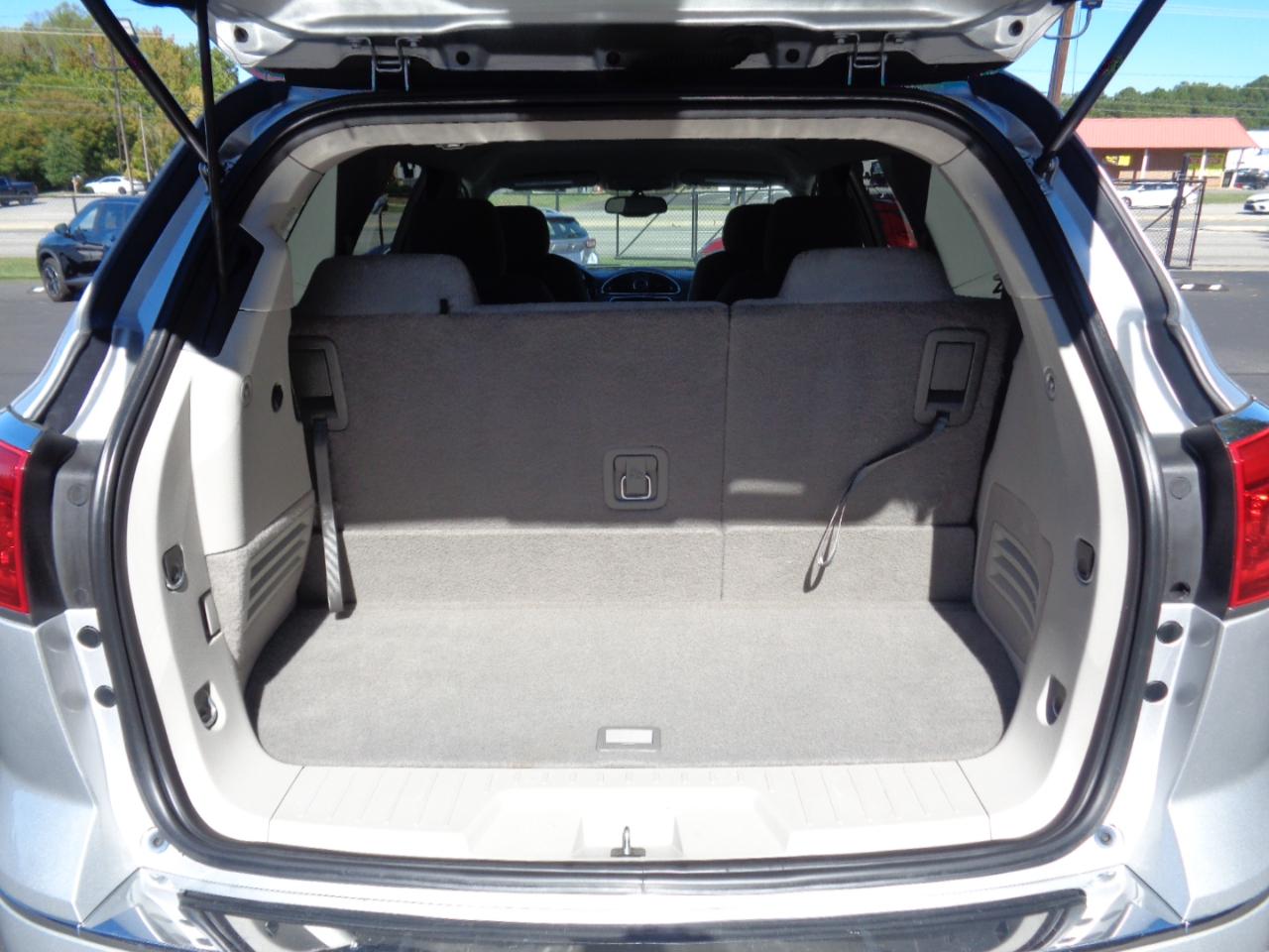 Buick Enclave FWD 4dr Convenience 2016
