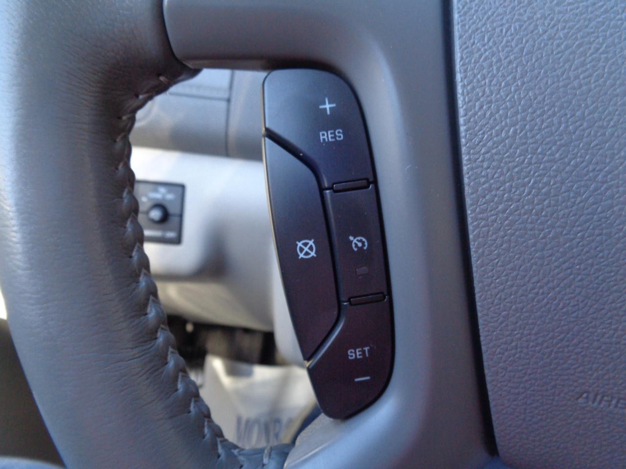 Buick Enclave FWD 4dr Convenience 2016