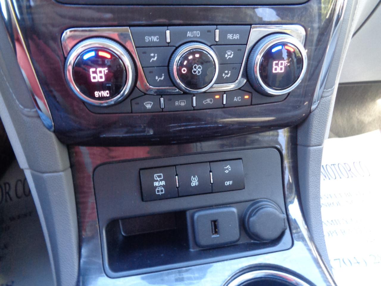 Buick Enclave FWD 4dr Convenience 2016