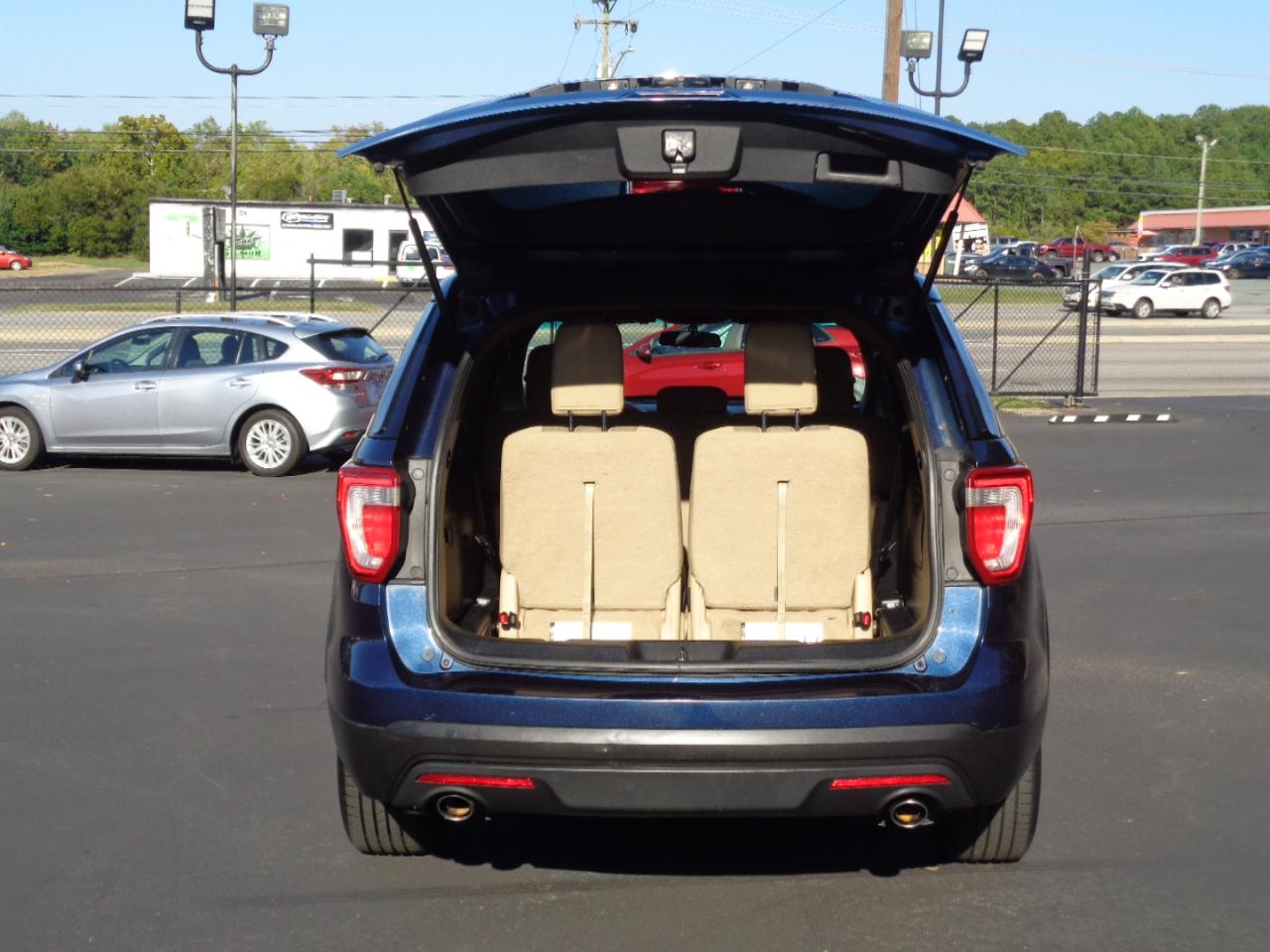 Ford Explorer FWD 4dr Base 2016