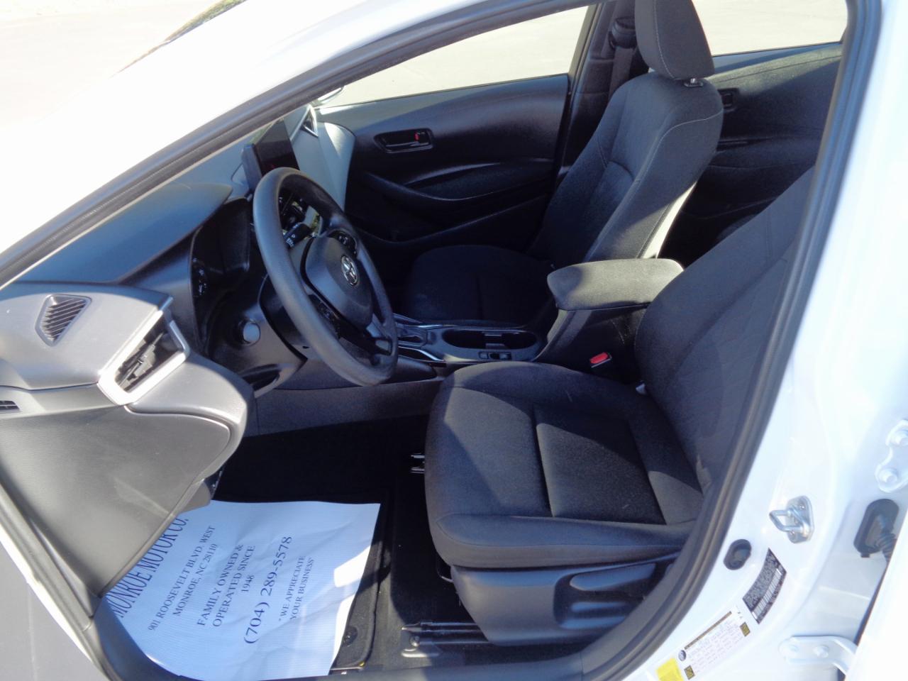 Toyota Corolla LE CVT (Natl) 2023