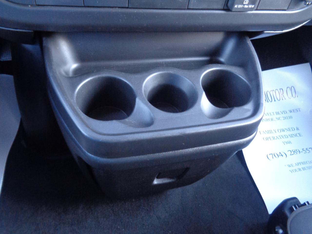 Chevrolet Express Passenger RWD 3500 155" LT 2025