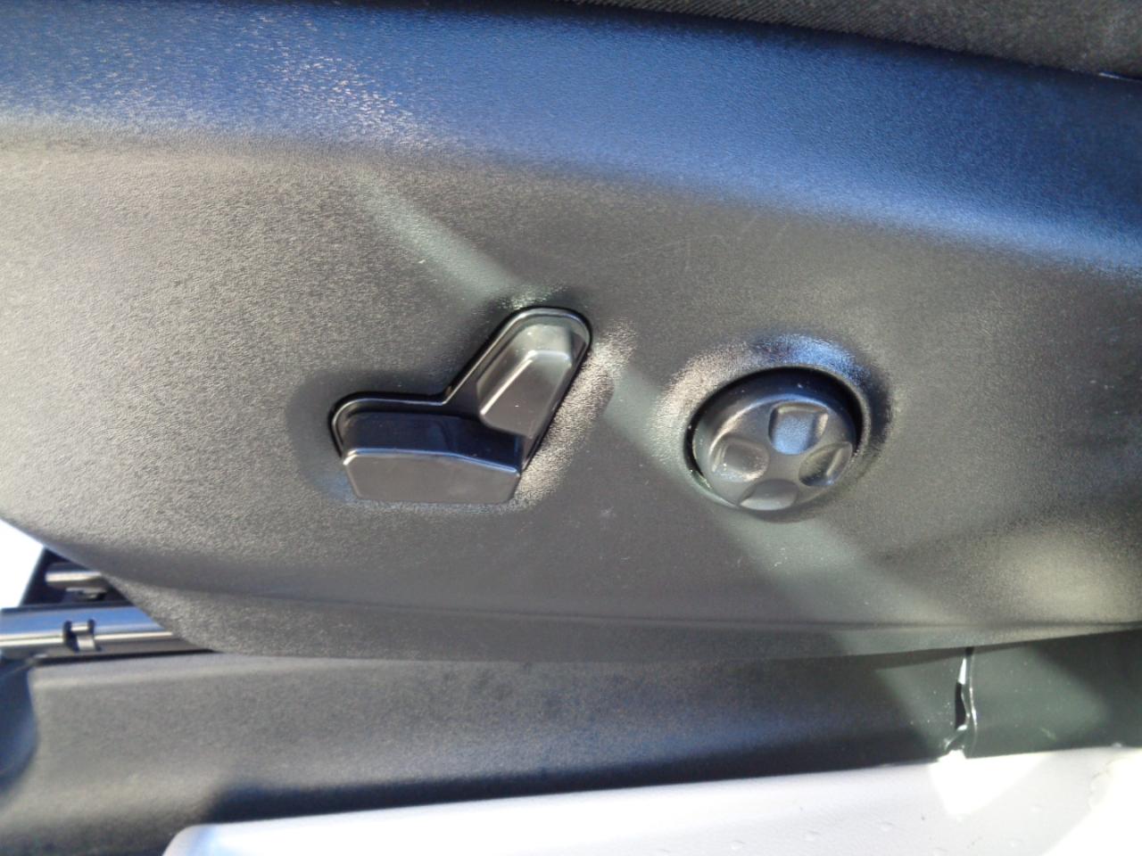 Chrysler Pacifica Touring L FWD 2024