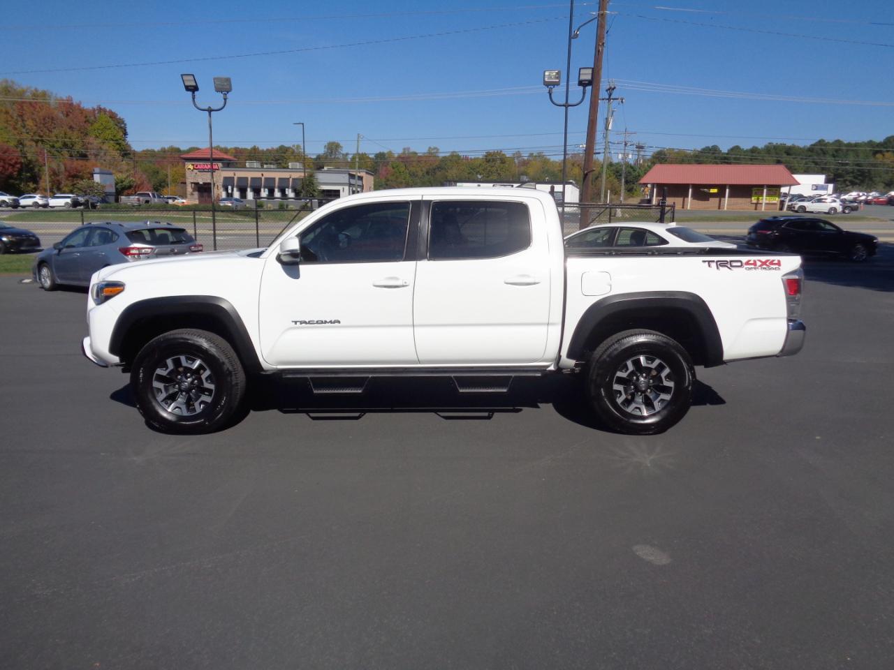 Toyota Tacoma 4WD TRD Off Road Double Cab 5' Bed V6 AT (Natl) 2023