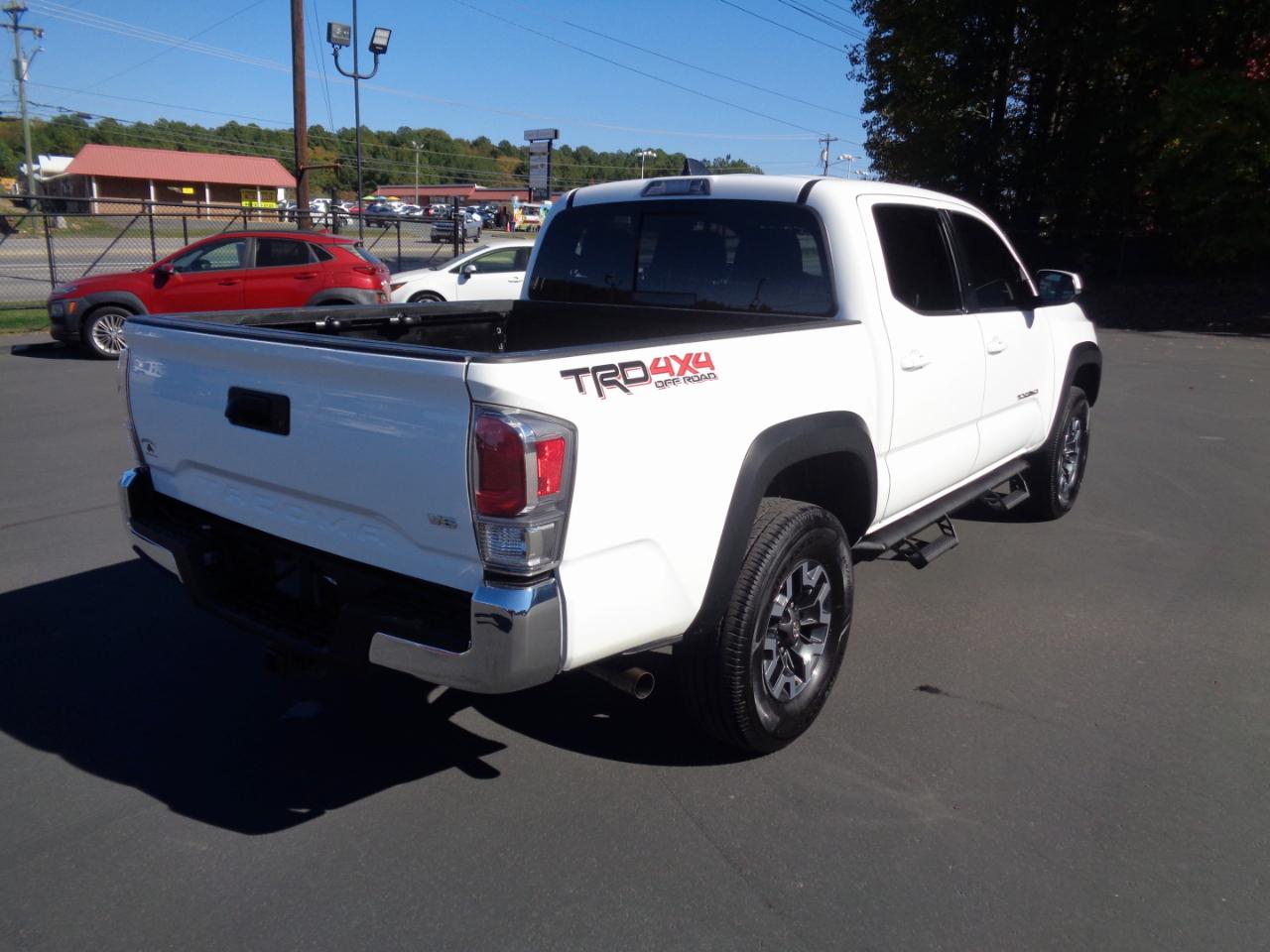 Toyota Tacoma 4WD TRD Off Road Double Cab 5' Bed V6 AT (Natl) 2023