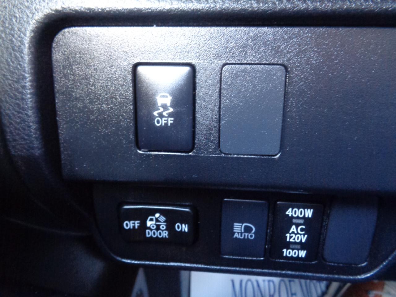 Toyota Tacoma 4WD TRD Off Road Double Cab 5' Bed V6 AT (Natl) 2023