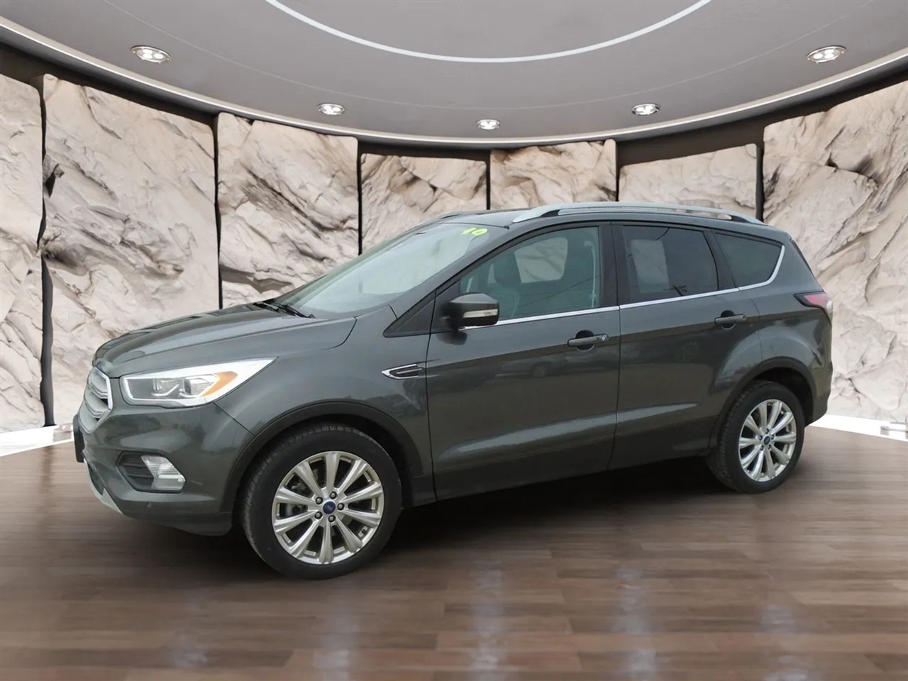 Ford Escape Titanium 4WD 2018