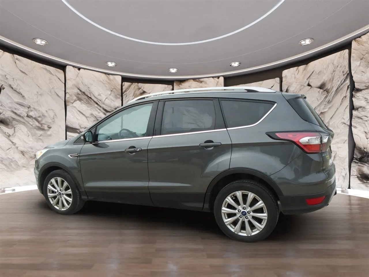 Ford Escape Titanium 4WD 2018