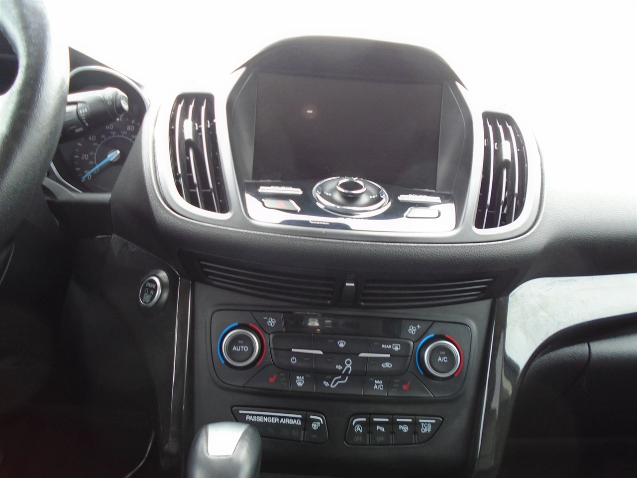 Ford Escape Titanium 4WD 2018