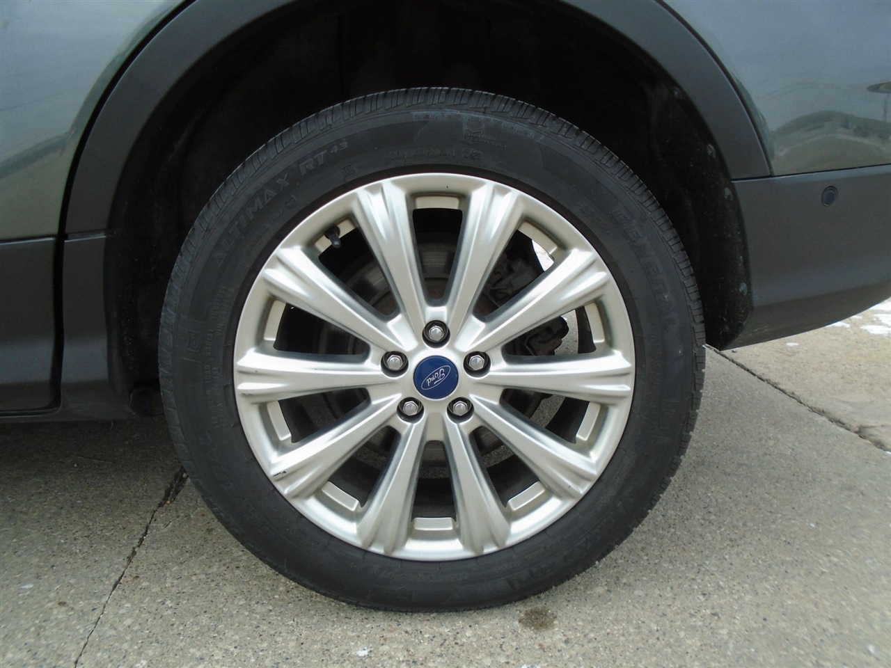 Ford Escape Titanium 4WD 2018