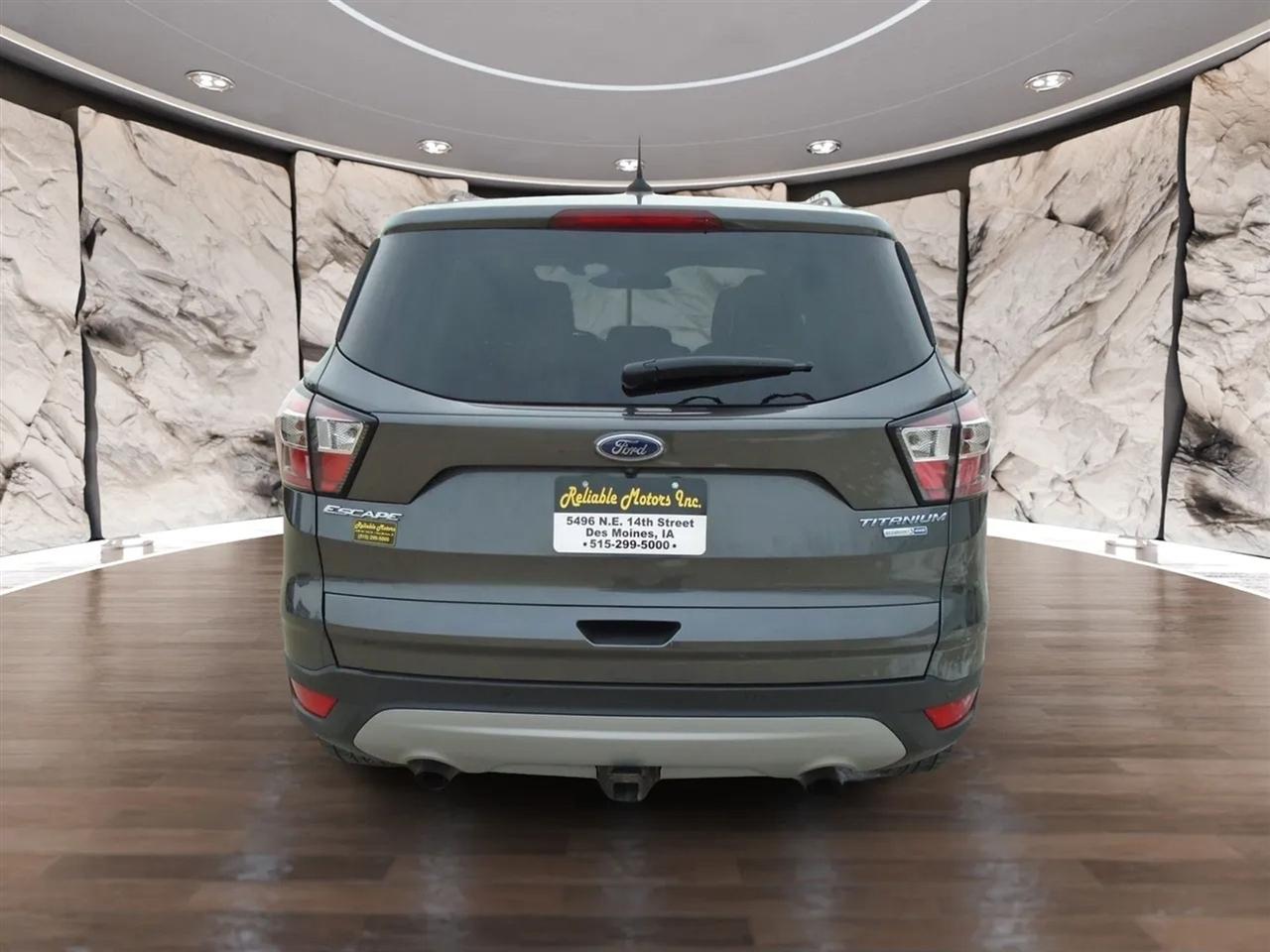 Ford Escape Titanium 4WD 2018
