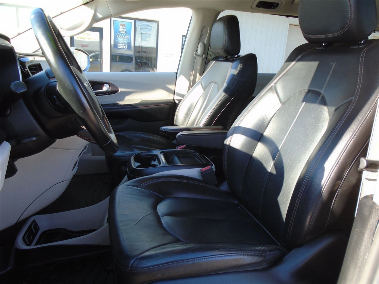 Chrysler Pacifica Touring L FWD 2019