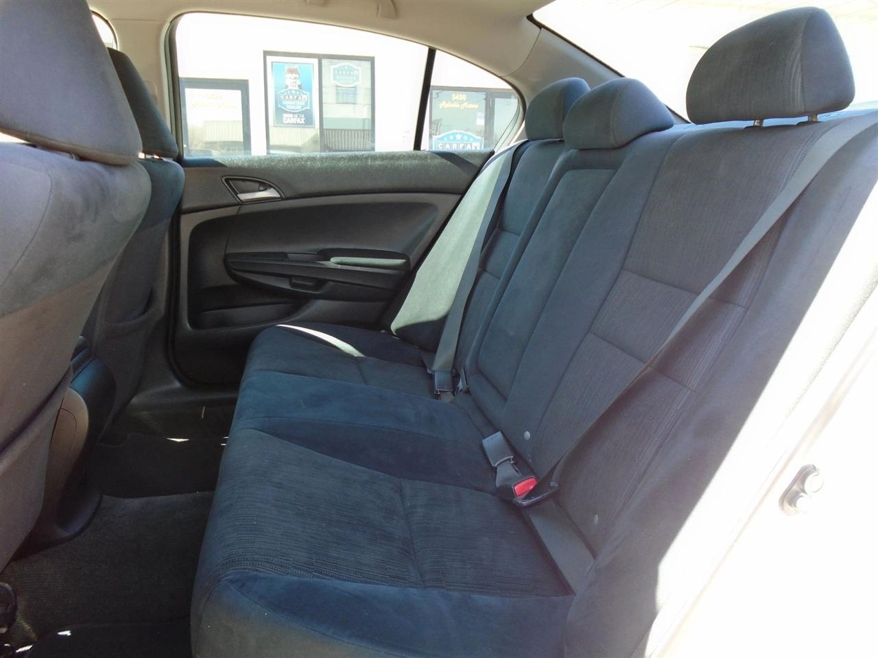 Honda Accord Sdn 4dr I4 Auto LX 2012