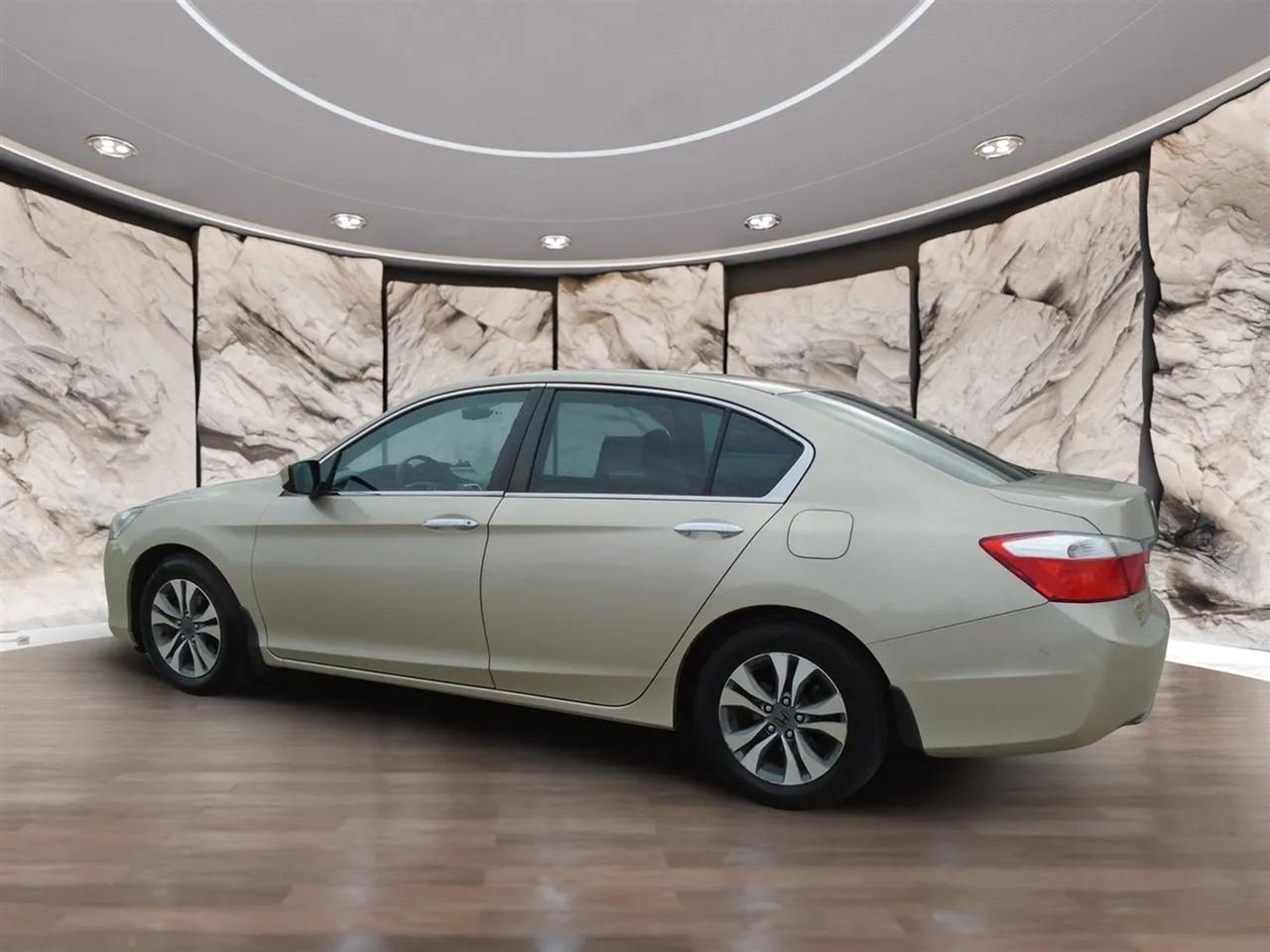 Honda Accord Sdn 4dr I4 CVT LX 2013