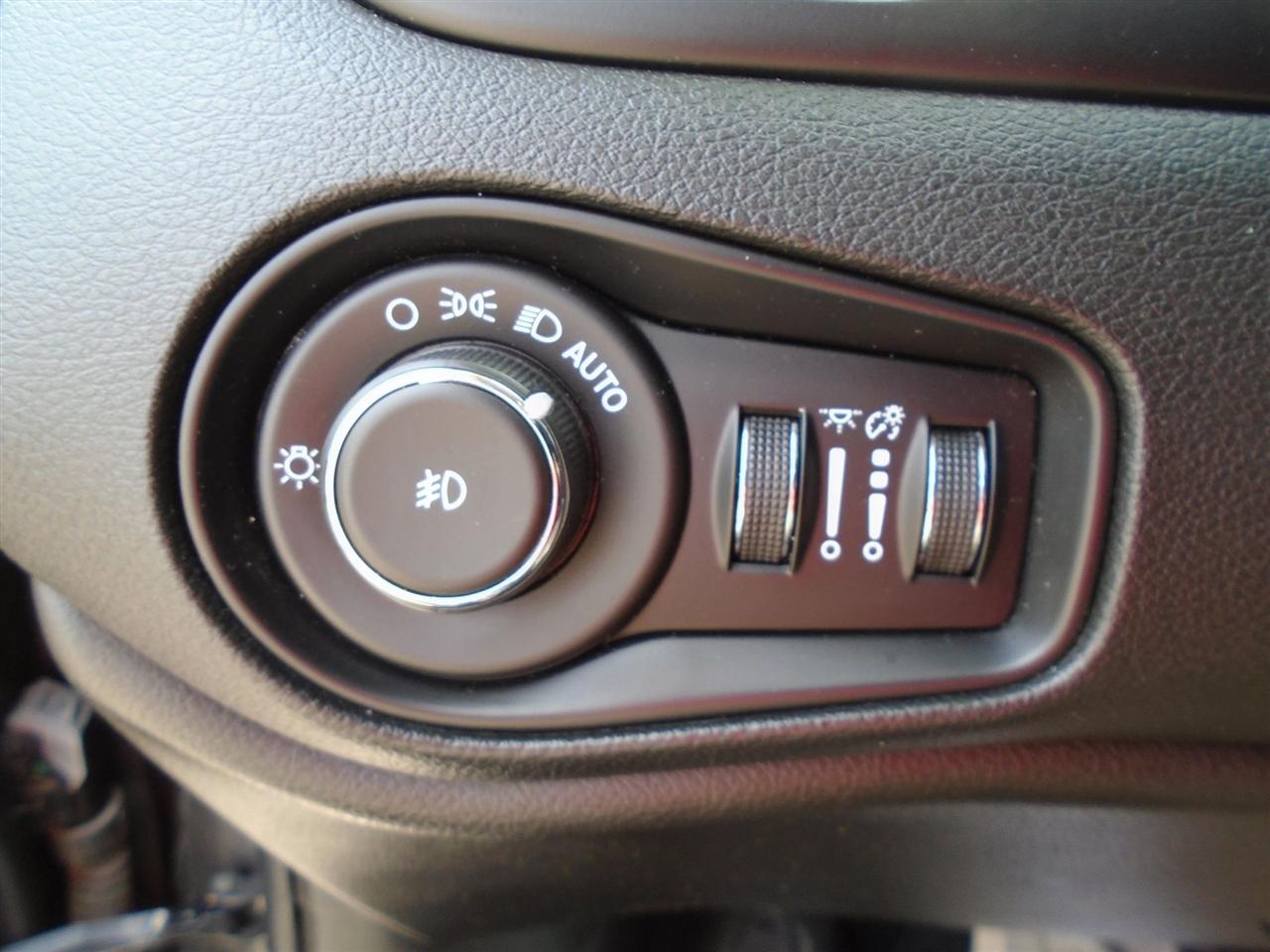 Jeep Renegade FWD 4dr Latitude 2016