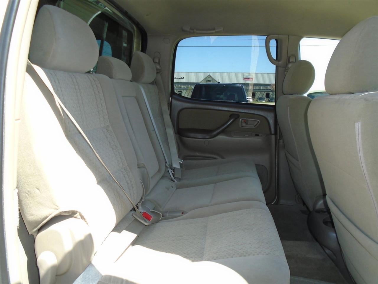 Toyota Tundra DoubleCab V8 SR5 4WD (Natl) 2006