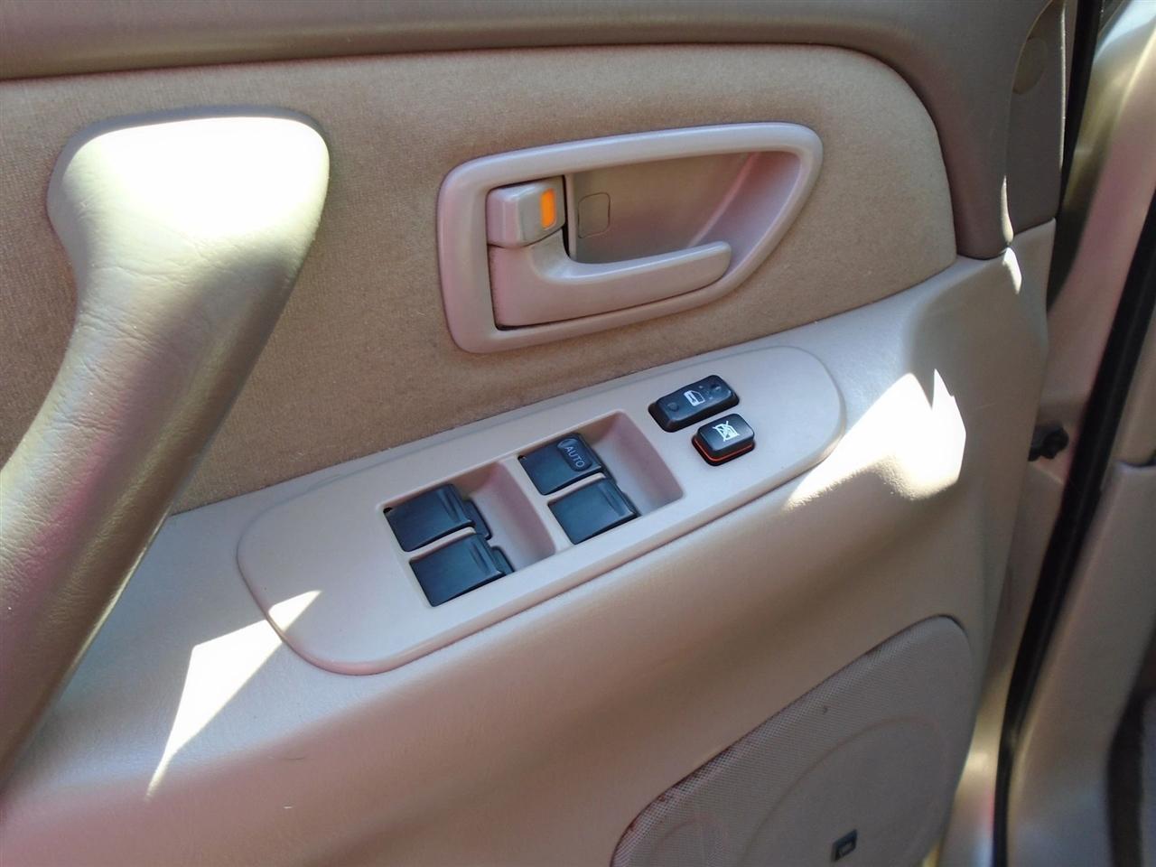 Toyota Tundra DoubleCab V8 SR5 4WD (Natl) 2006