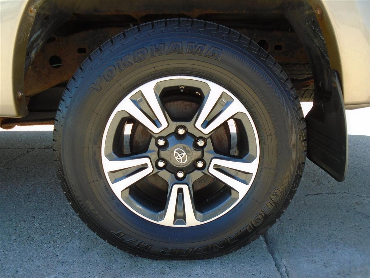 Toyota Tundra DoubleCab V8 SR5 4WD (Natl) 2006