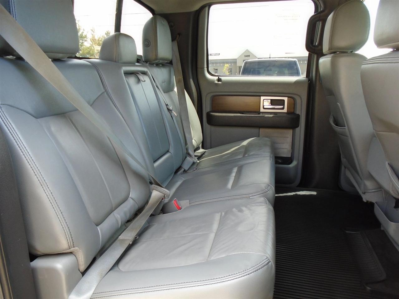 Ford F-150 4WD SuperCrew 145" Platinum 2013