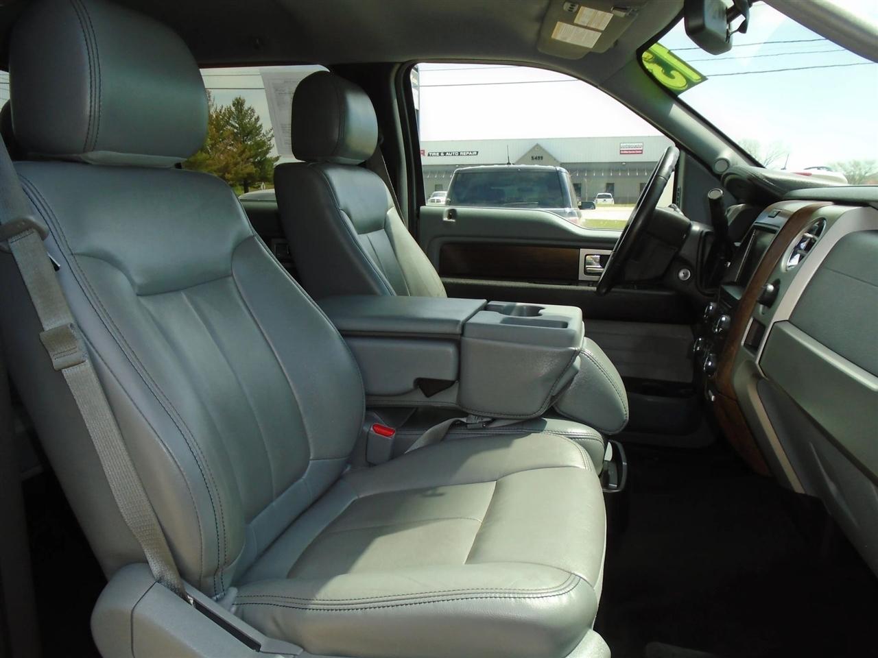 Ford F-150 4WD SuperCrew 145" Platinum 2013