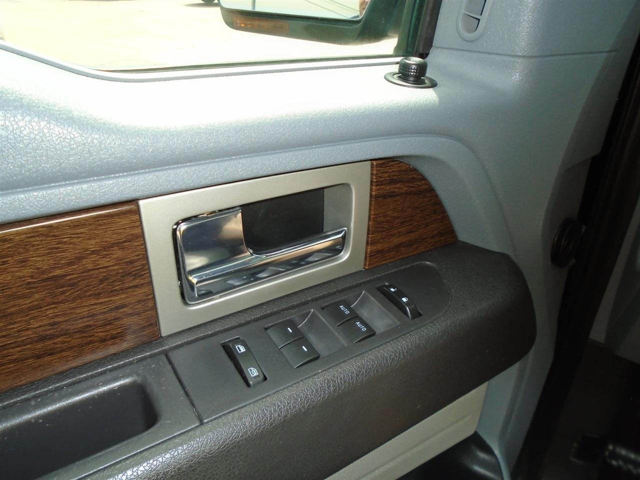 Ford F-150 4WD SuperCrew 145" Platinum 2013