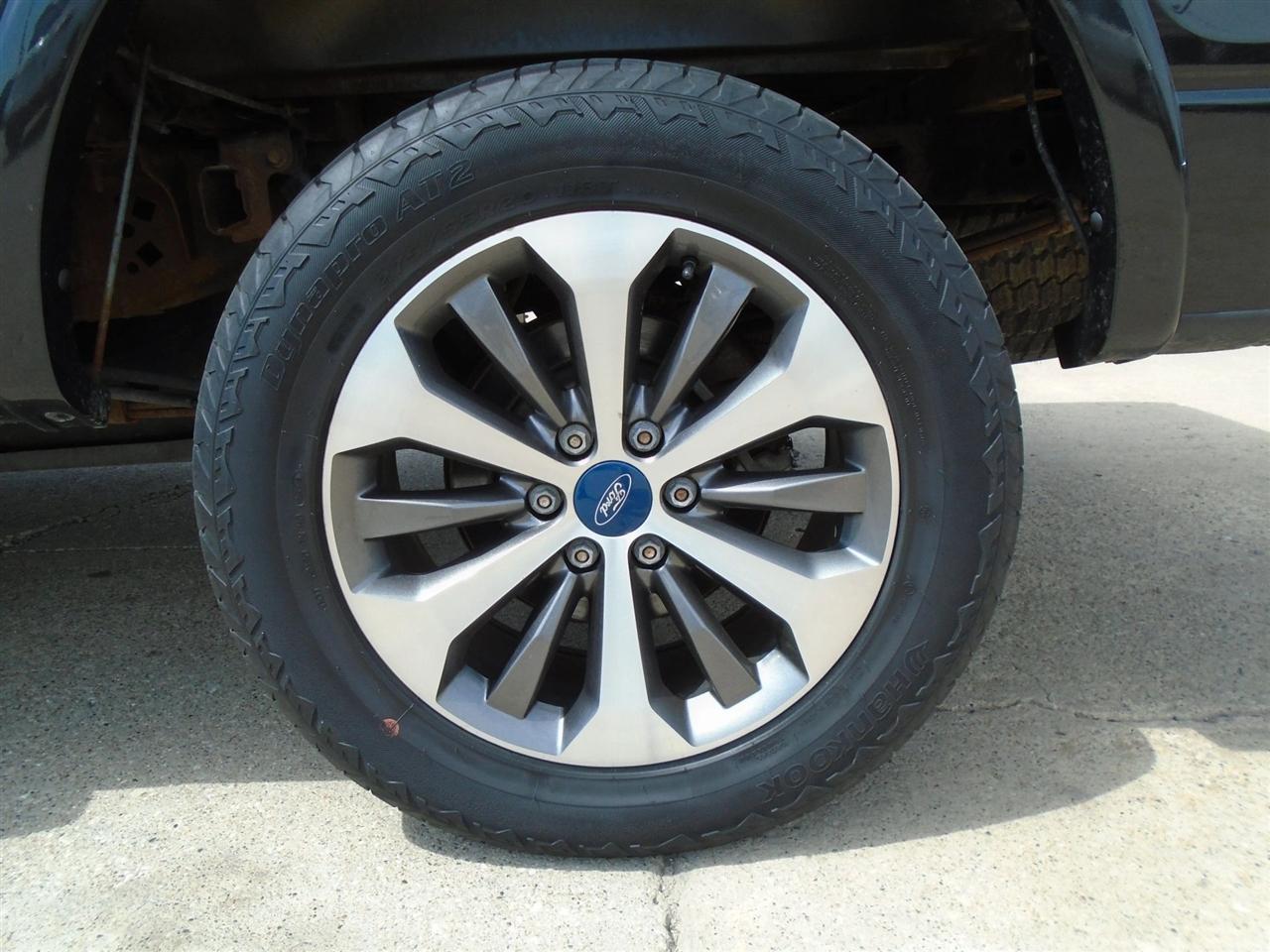 Ford F-150 4WD SuperCrew 145" Platinum 2013