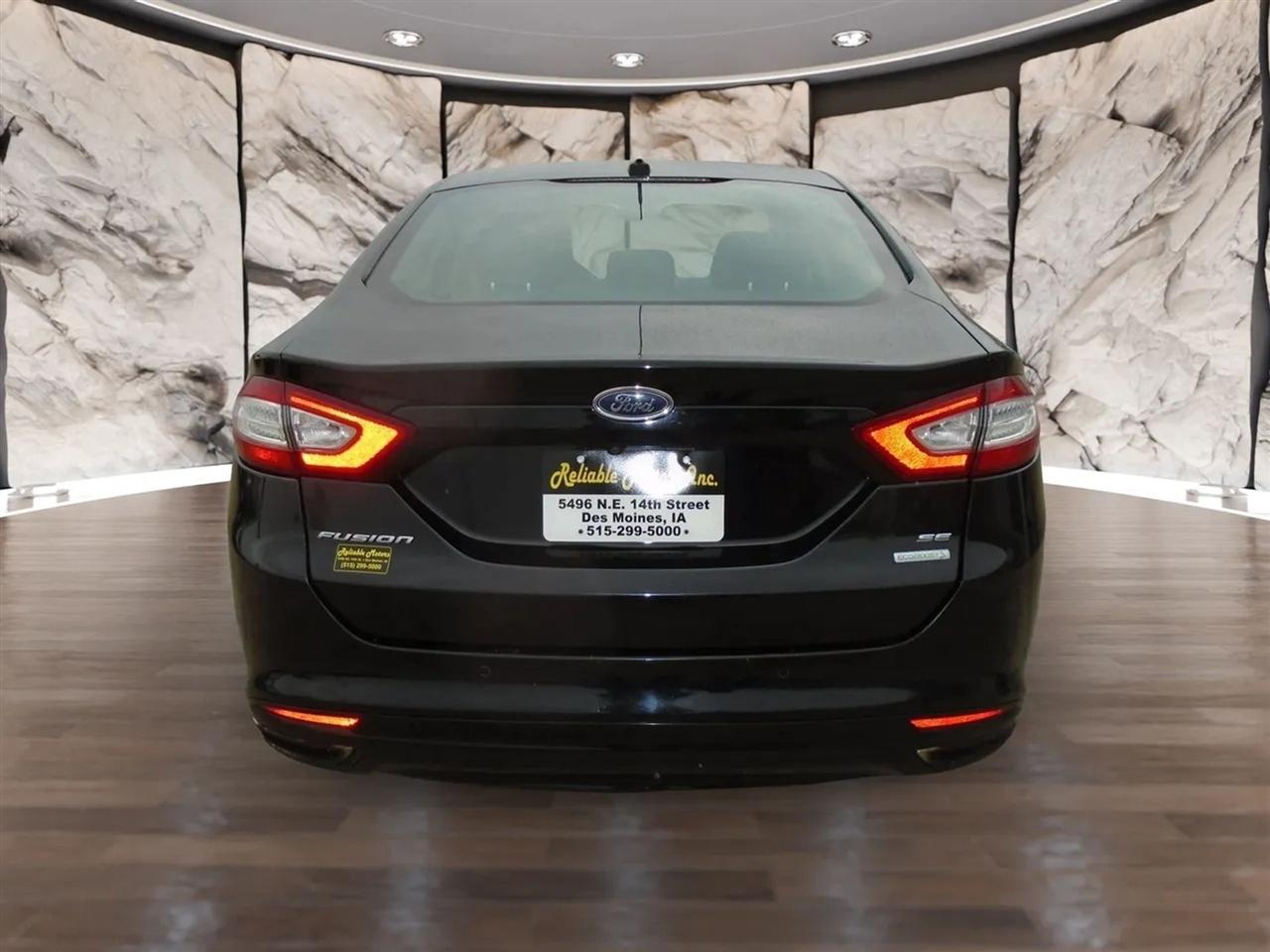 Ford Fusion 4dr Sdn SE FWD 2016