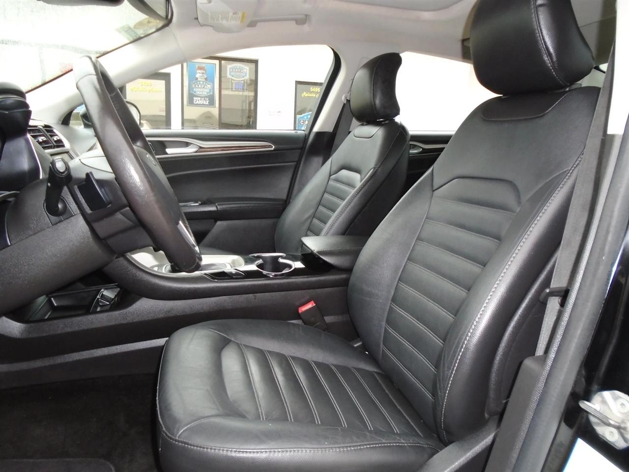 Ford Fusion 4dr Sdn SE FWD 2016