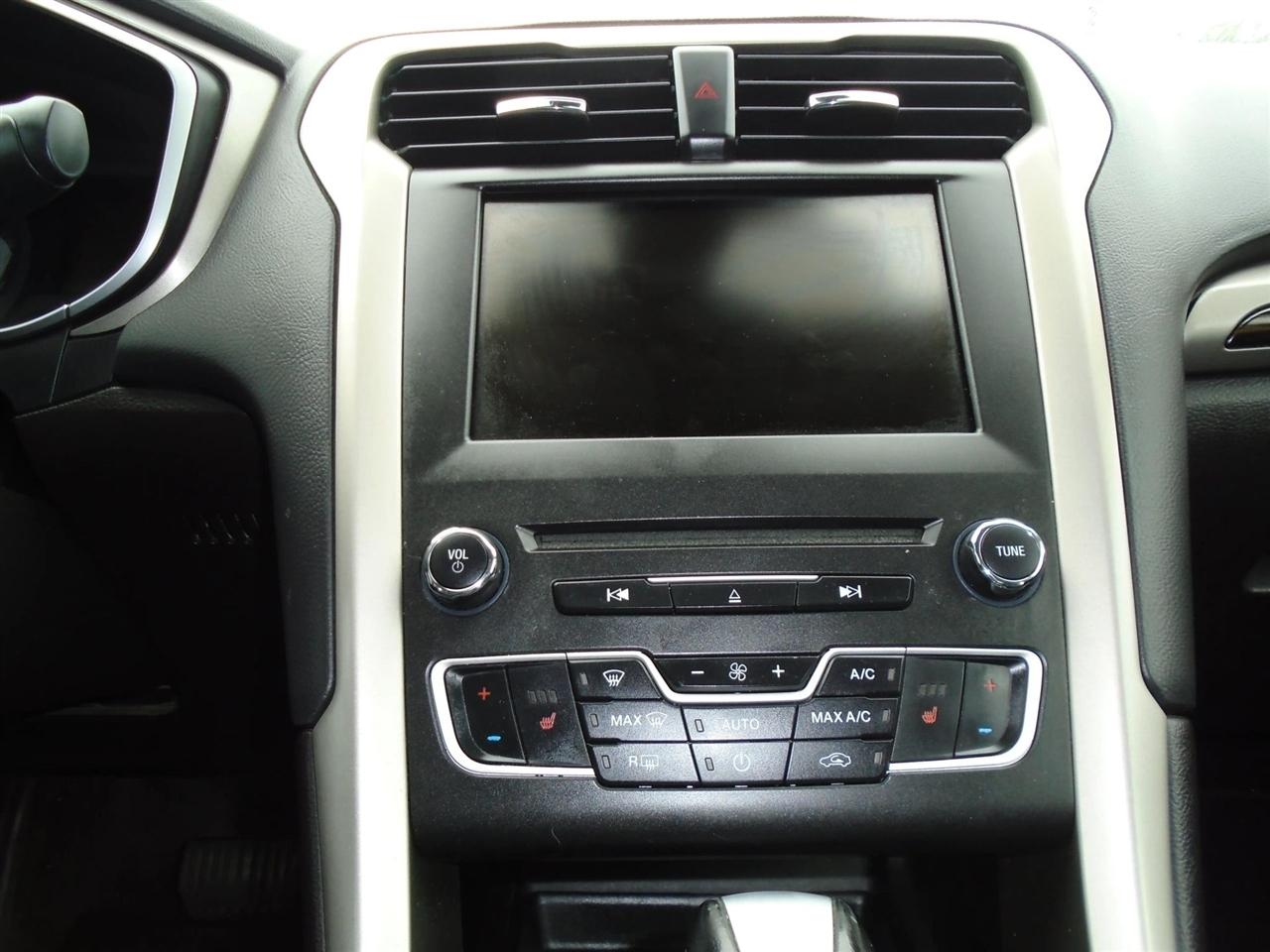 Ford Fusion 4dr Sdn SE FWD 2016