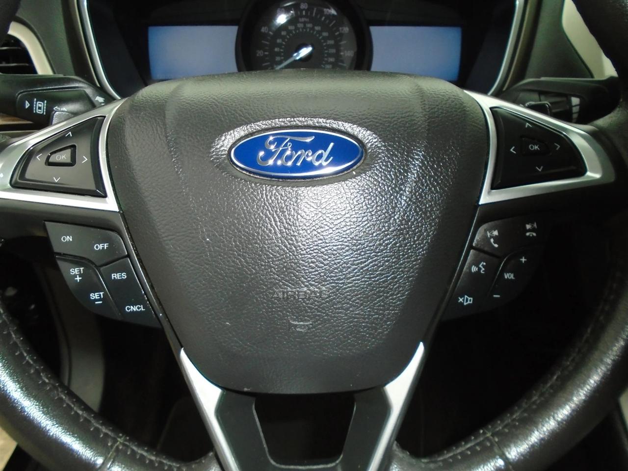 Ford Fusion 4dr Sdn SE FWD 2016