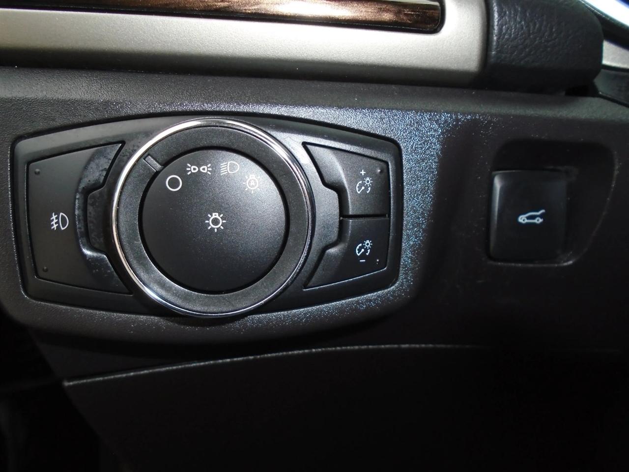 Ford Fusion 4dr Sdn SE FWD 2016