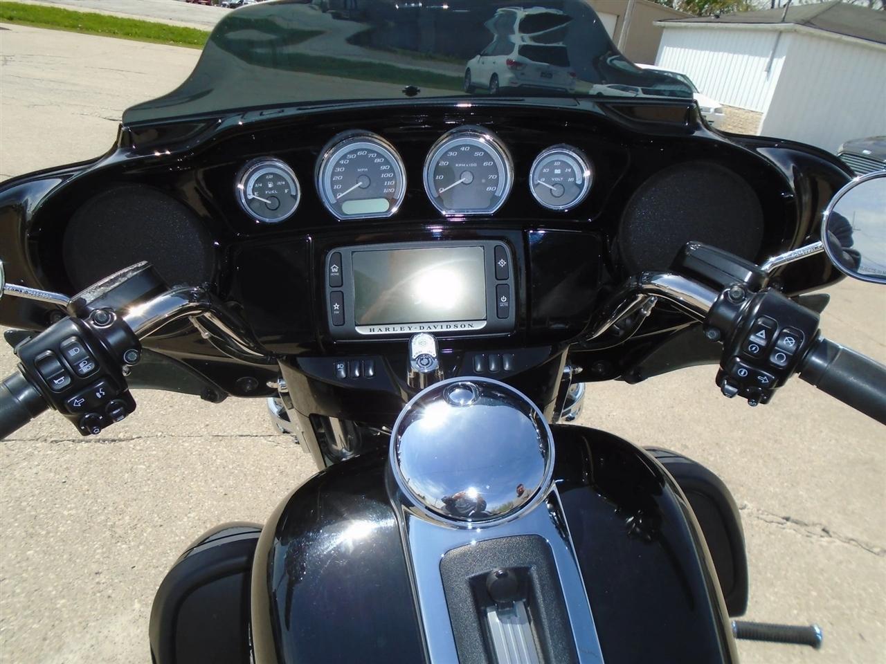 Harley-Davidson Electra Glide  2015