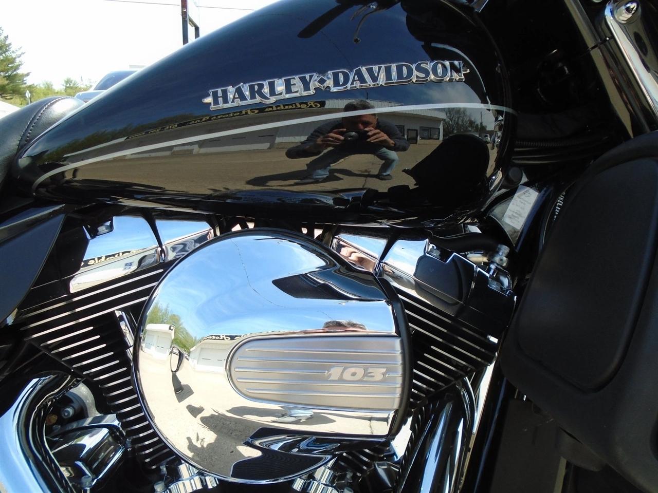Harley-Davidson Electra Glide  2015