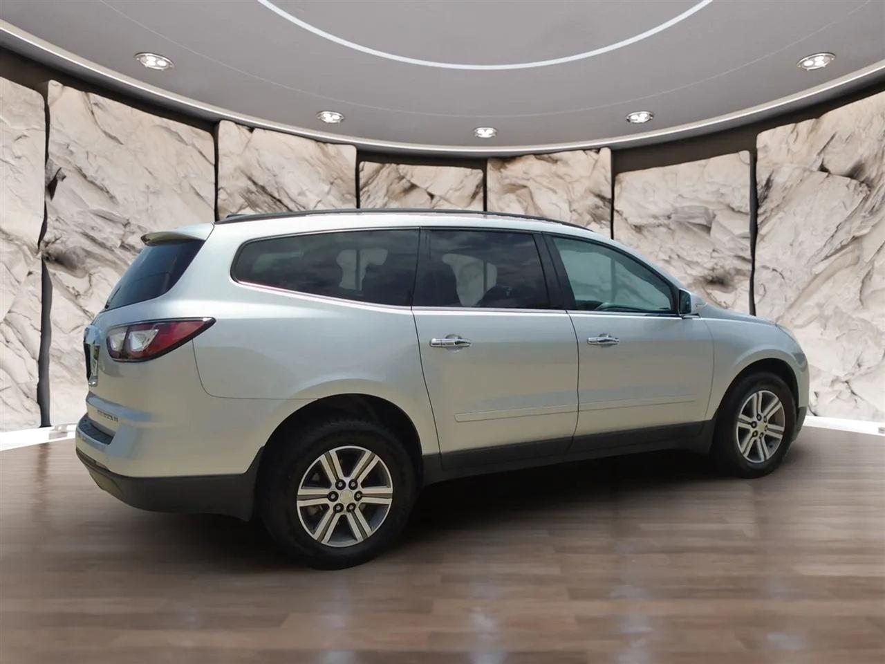Chevrolet Traverse AWD 4dr LT w/2LT 2016