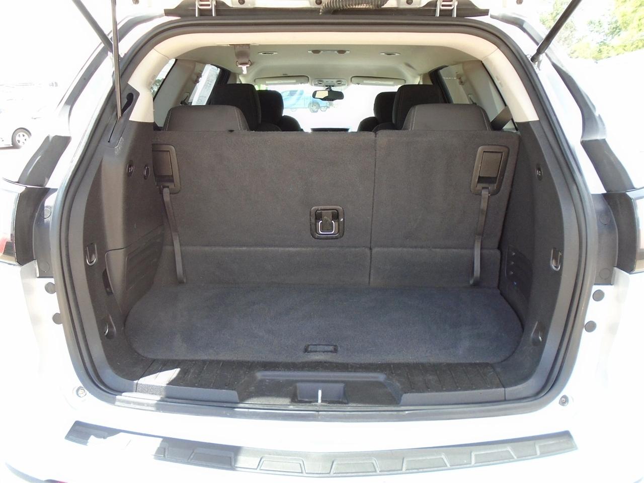 Chevrolet Traverse AWD 4dr LT w/2LT 2016