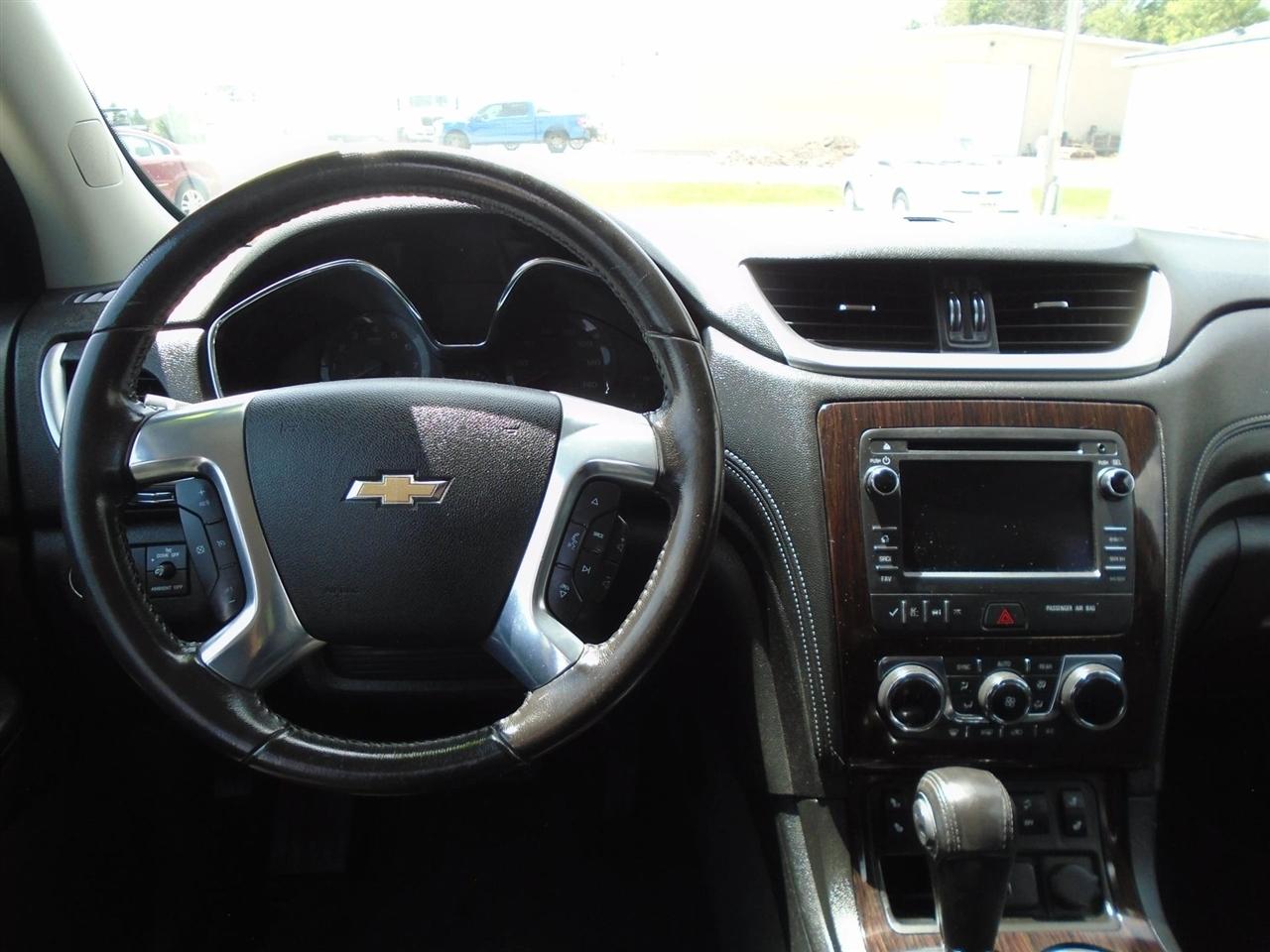 Chevrolet Traverse AWD 4dr LT w/2LT 2016