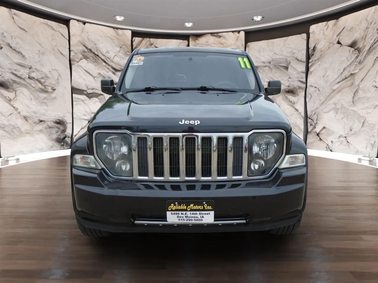 Jeep Liberty 4WD 4dr Sport Jet 2011