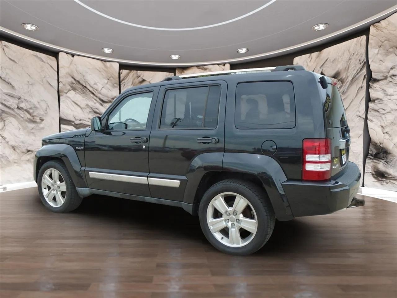 Jeep Liberty 4WD 4dr Sport Jet 2011