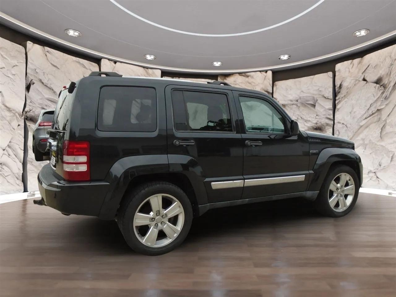 Jeep Liberty 4WD 4dr Sport Jet 2011