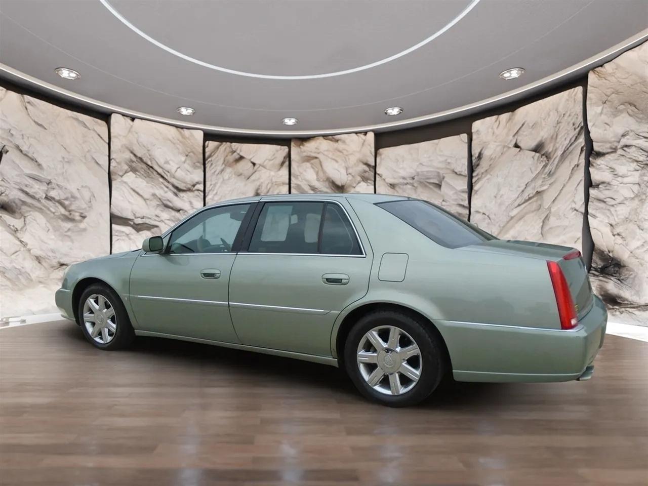 Cadillac DTS 4dr Sdn w/1SC 2006