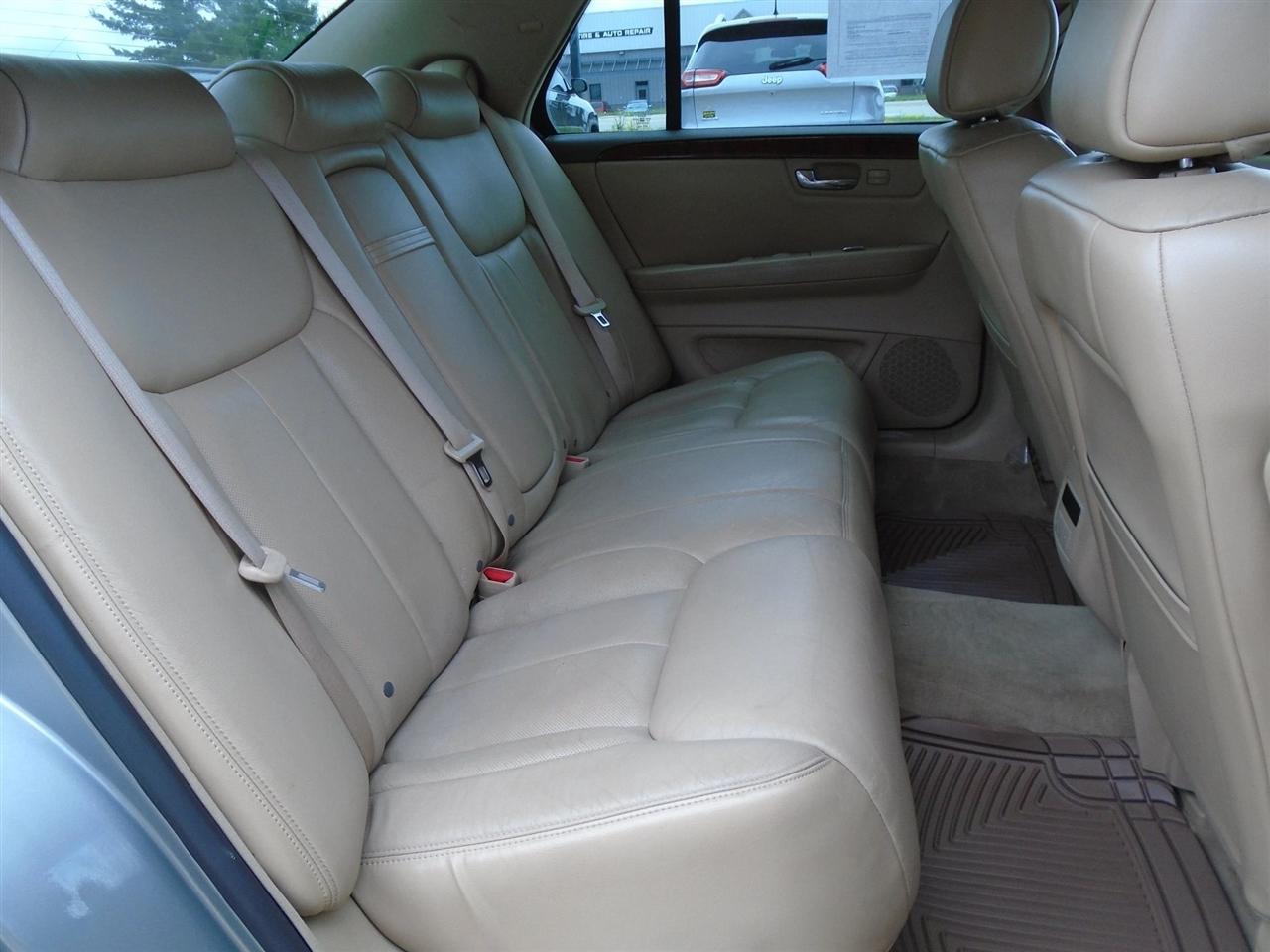Cadillac DTS 4dr Sdn w/1SC 2006