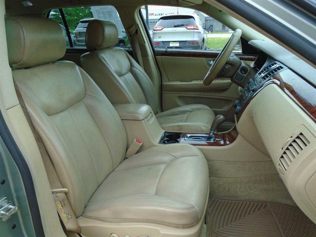 Cadillac DTS 4dr Sdn w/1SC 2006