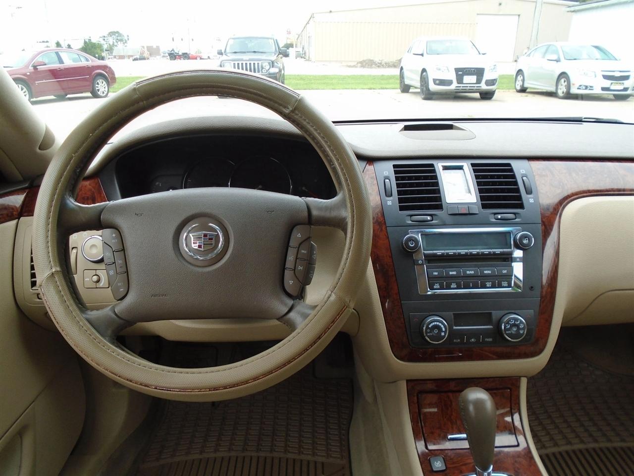 Cadillac DTS 4dr Sdn w/1SC 2006