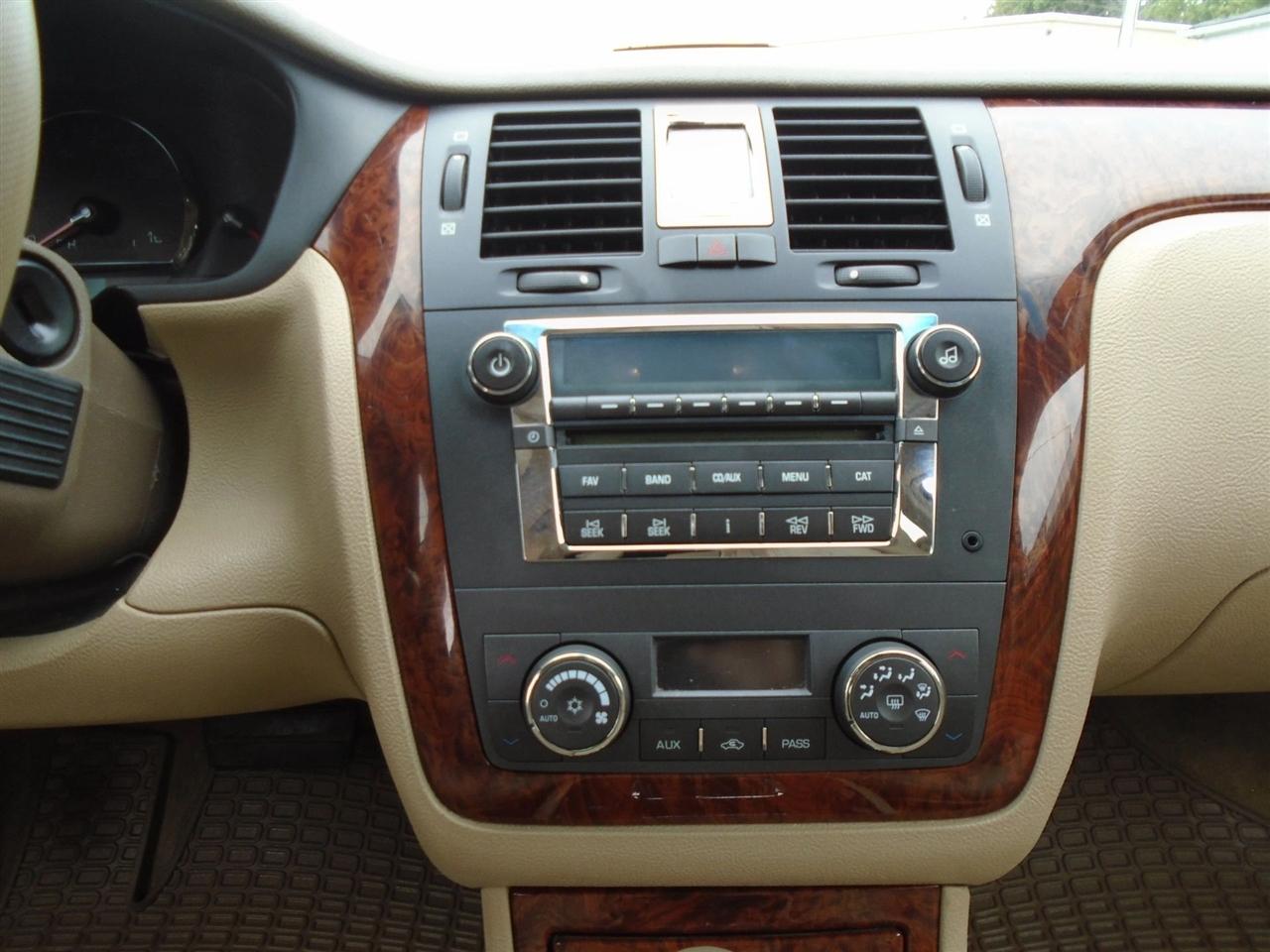 Cadillac DTS 4dr Sdn w/1SC 2006