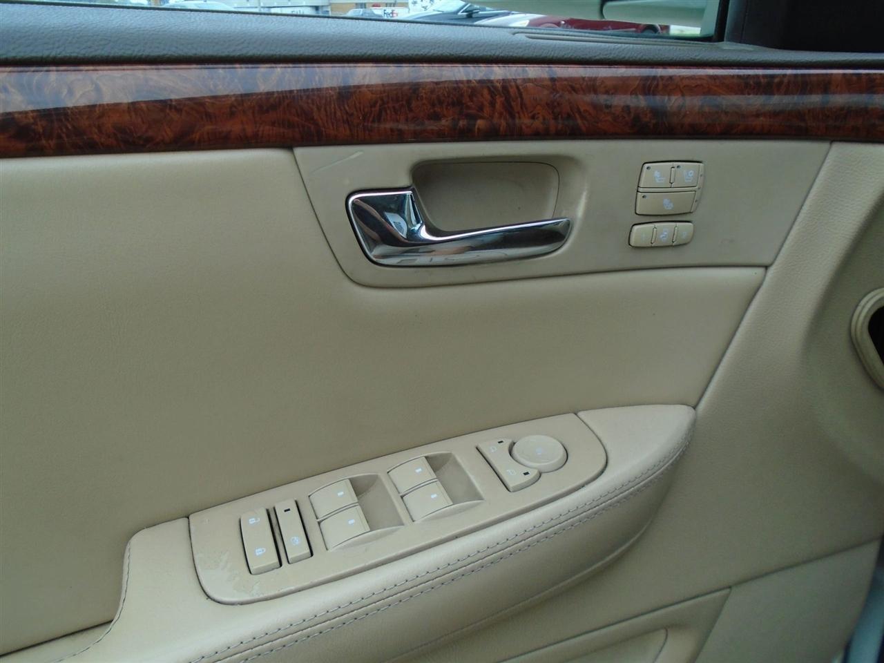 Cadillac DTS 4dr Sdn w/1SC 2006