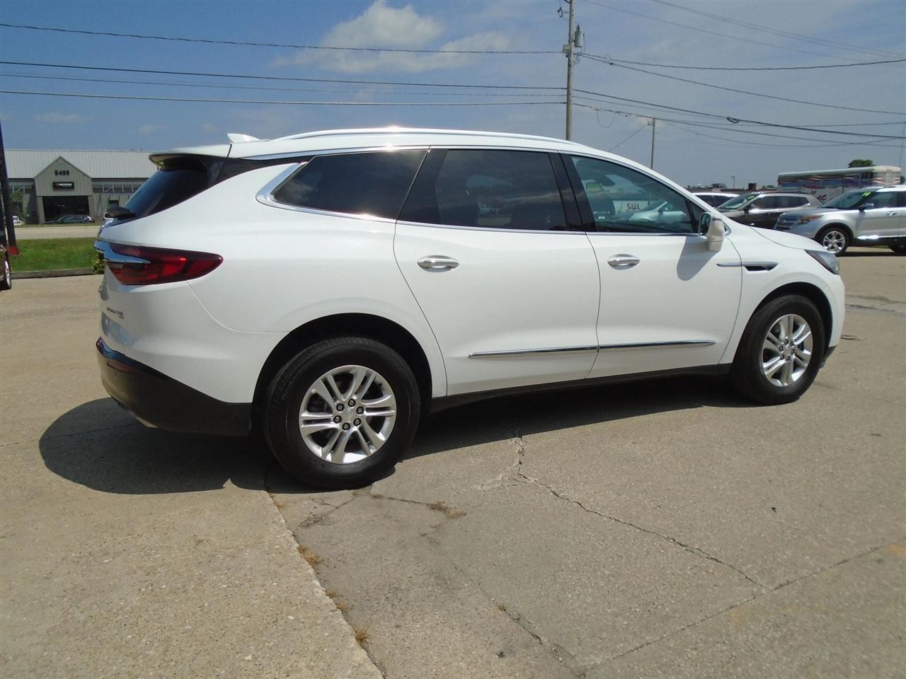 Buick Enclave AWD 4dr Essence 2019