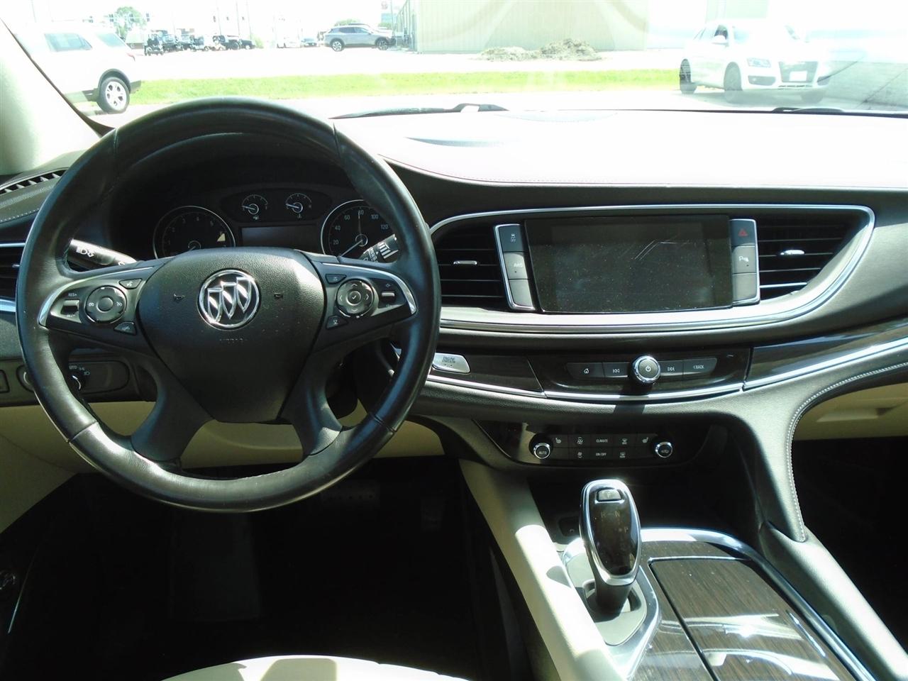 Buick Enclave AWD 4dr Essence 2019