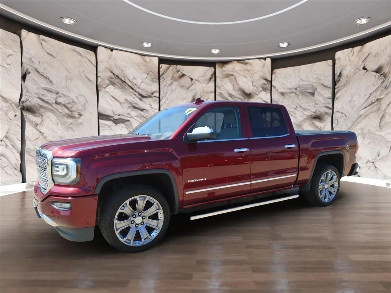 GMC Sierra 1500 4WD Crew Cab 143.5" Denali 2017
