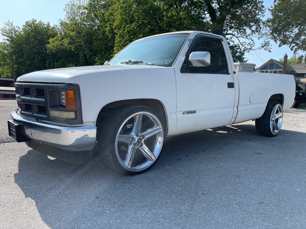 Used 1992 Chevrolet C/K 1500 Reg. Cab 6.5ft. bed 2WD for Sale in