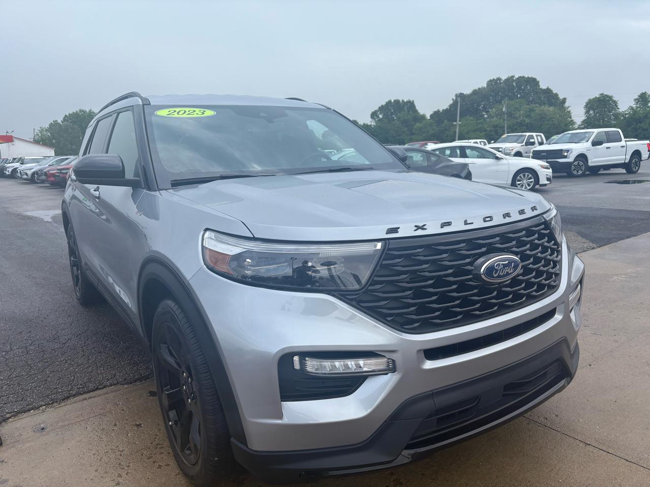 2023 Ford Explorer ST-Line RWD